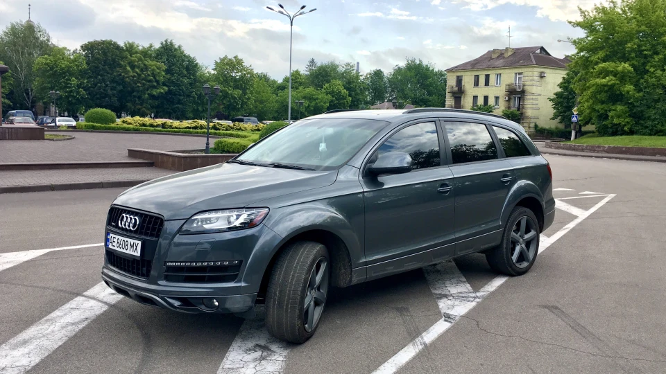 Audi Q7 OFF ROAD 3