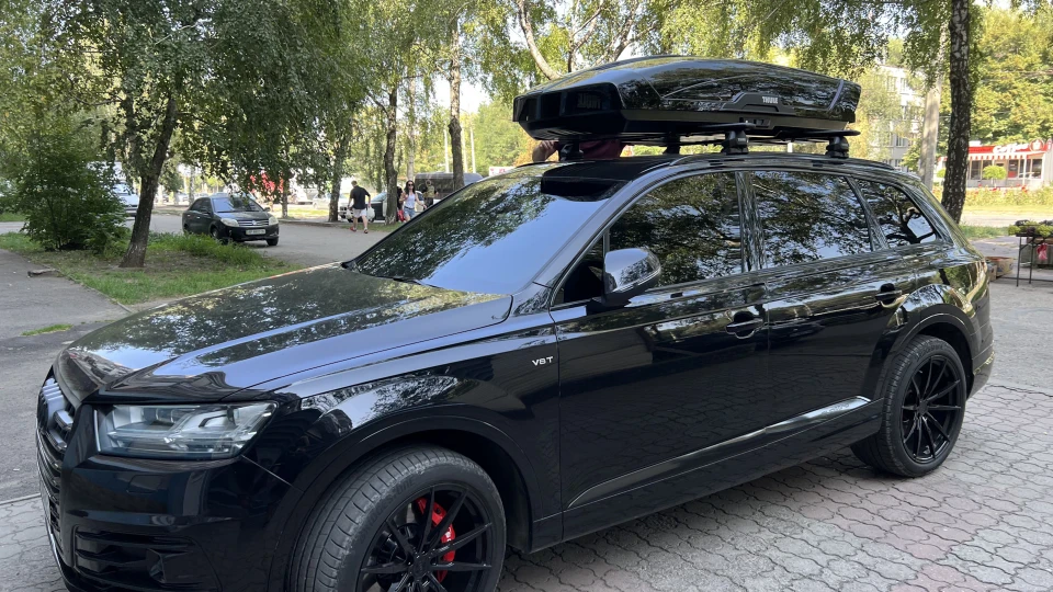 Audi Q7 Пожирач) 2