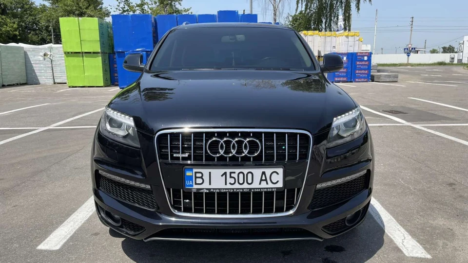 Audi Q7 QQHA