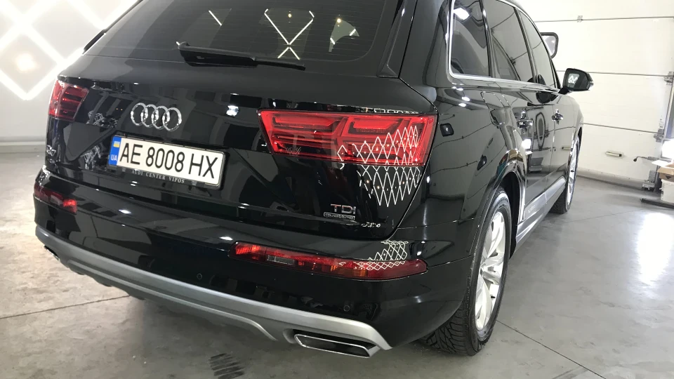 Audi Q7 Quattro 4