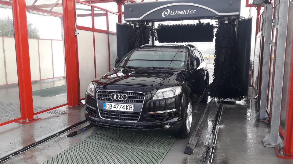 Audi Q7 S- Line 3.0 TDI 5