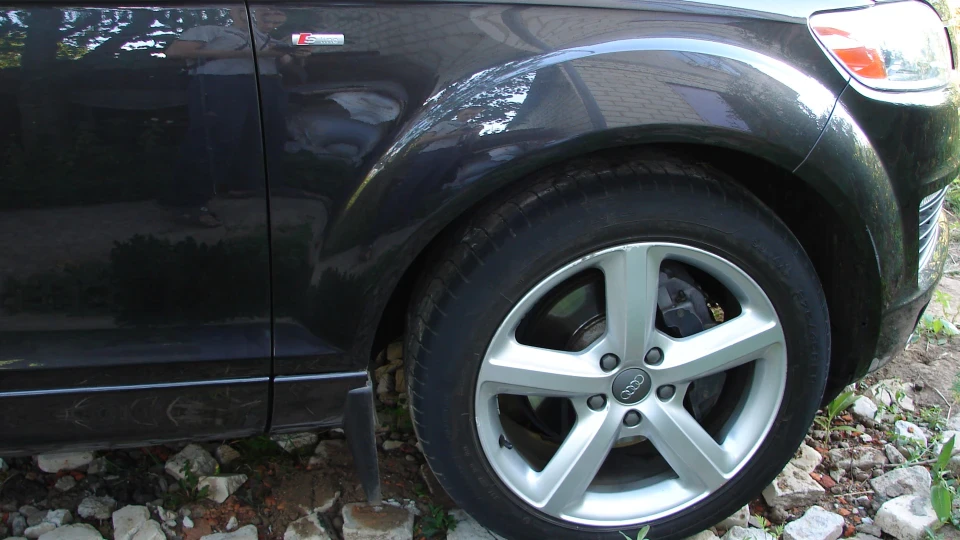 Audi Q7 S-Line 4.2 FSI 4