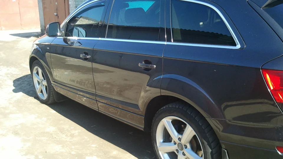 Audi Q7 S-Line 4.2 FSI 5