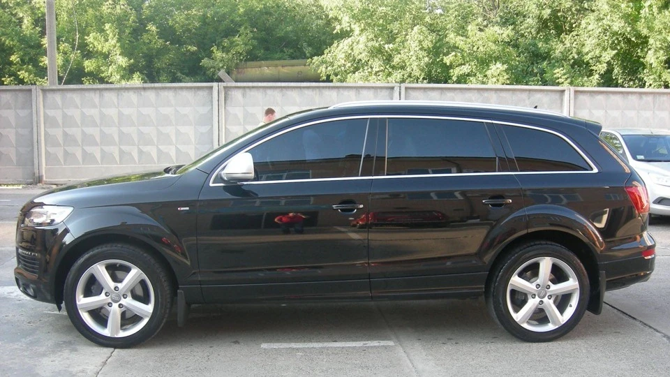 Audi Q7 S-LINE 2