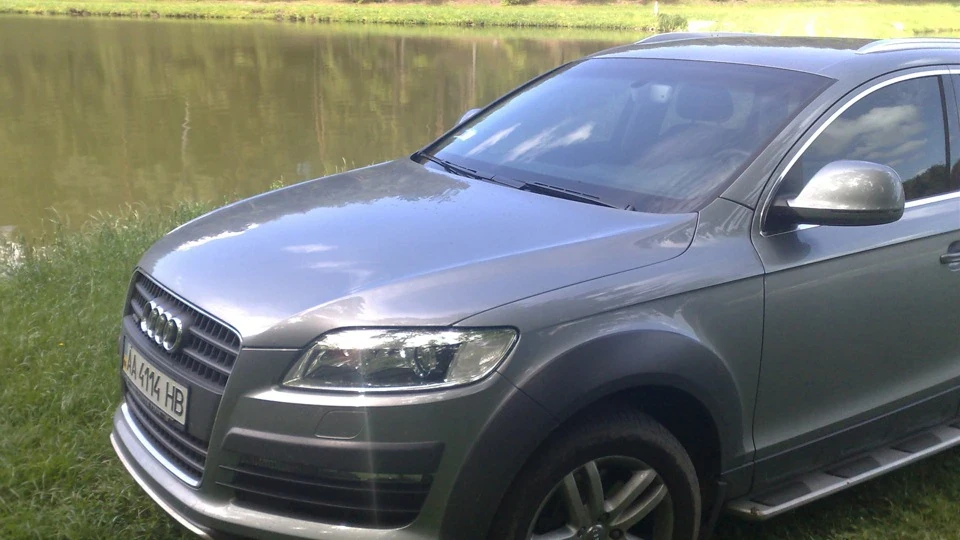 Audi Q7 Сірий кварц. 4,2 FSI 3