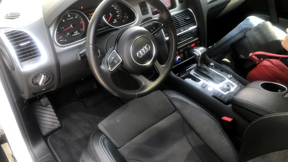 Audi Q7 Super TDI 5