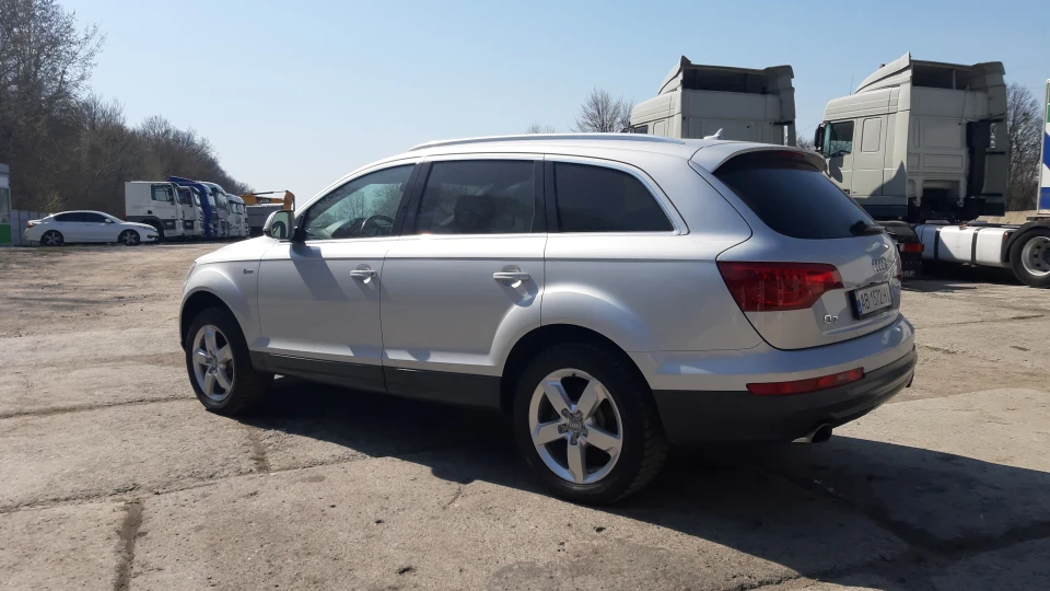 Audi Q7 Supercharged 3