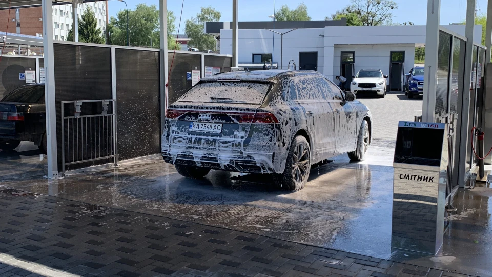 Audi Q8 3
