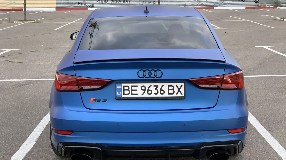 Audi RS3 5