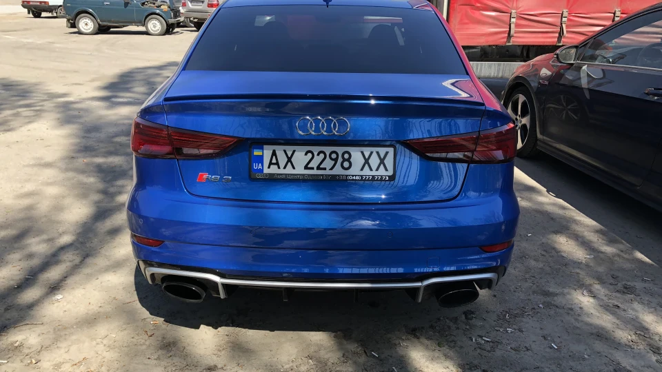 Audi RS3 5