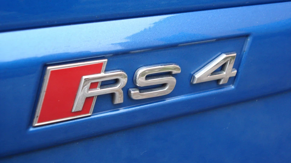 Audi RS4 5