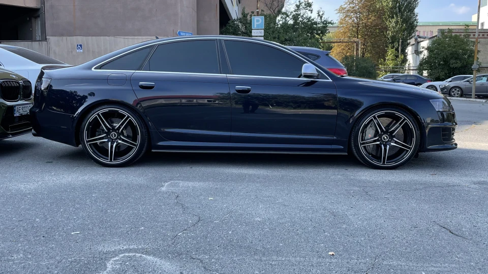 Audi RS6