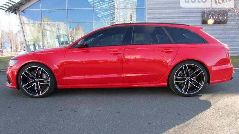 Audi RS6 4