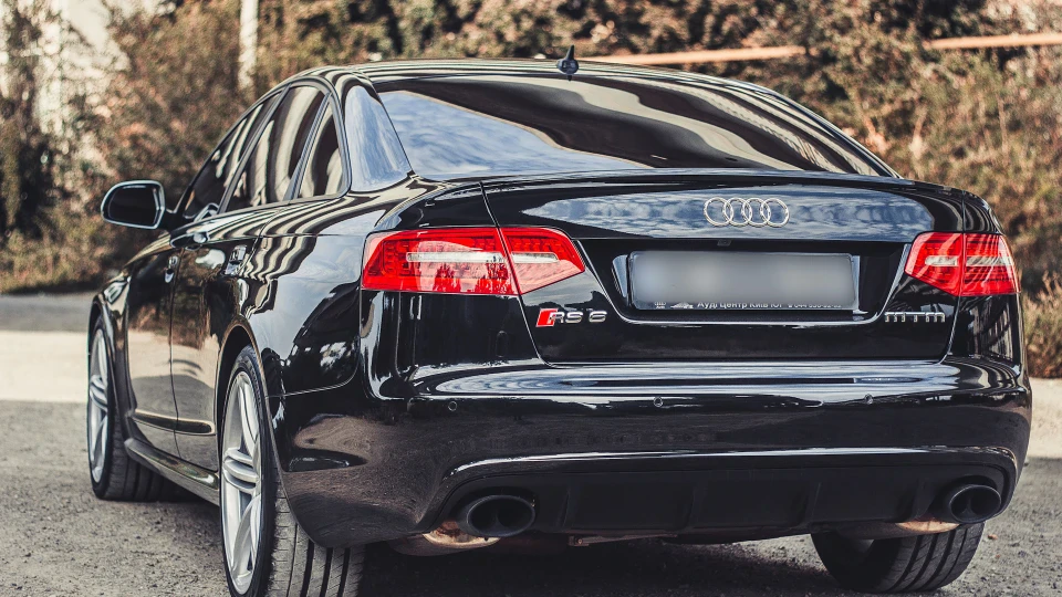 Audi RS6 ЧОРНИЙ МТМ-5.0-Турбо 2