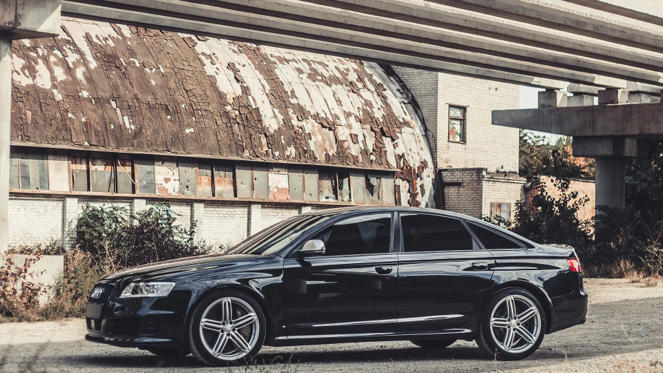 Audi RS6 ЧОРНИЙ МТМ-5.0-Турбо 3