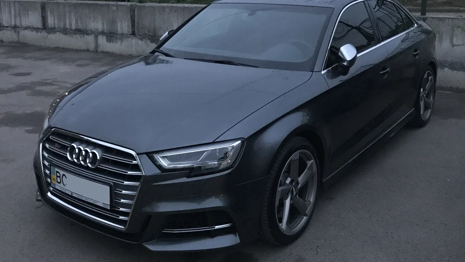 Audi S3 5