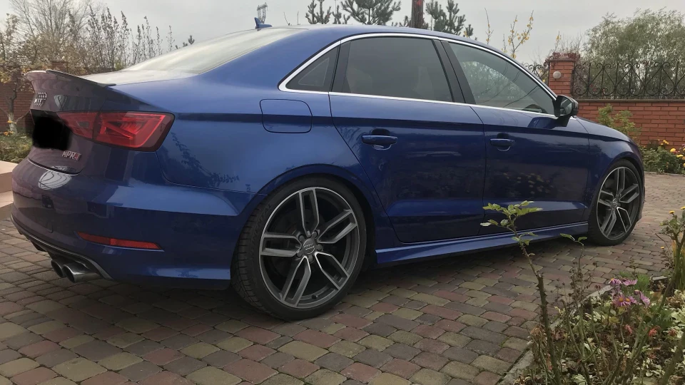 Audi S3 ще один бадьорий «стік») 2