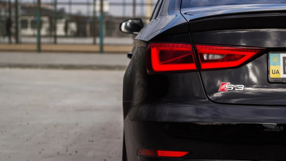 Audi S3 Маленький, злий стрибок! 3