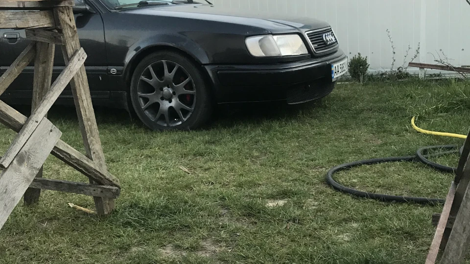 Audi S4 2.2 турбо Кватро