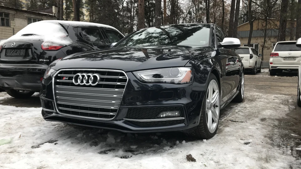 Audi S4 3.0 TFSI 4