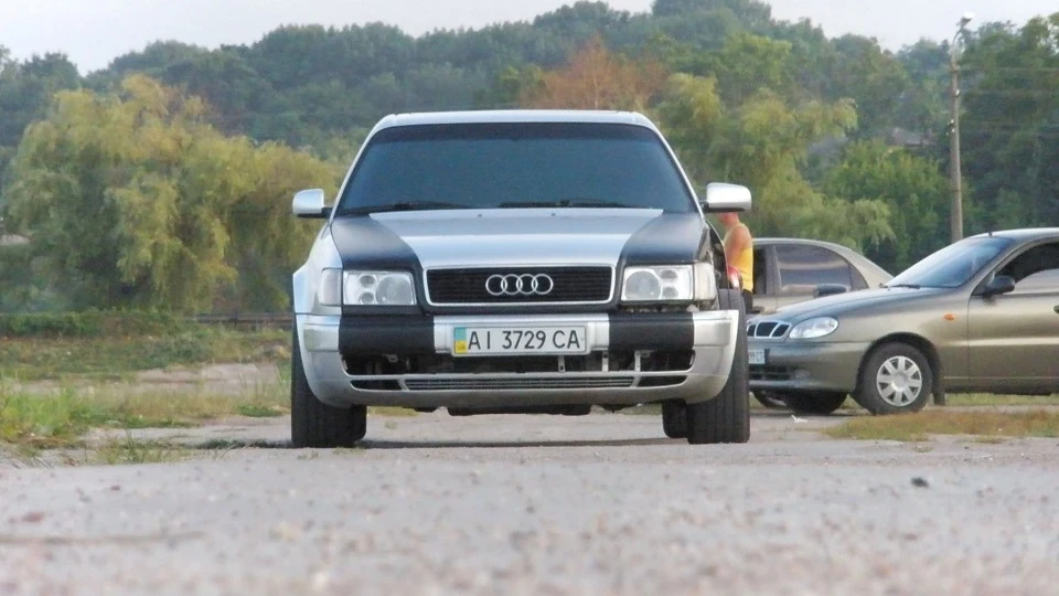 Audi S4 Динозавр 3