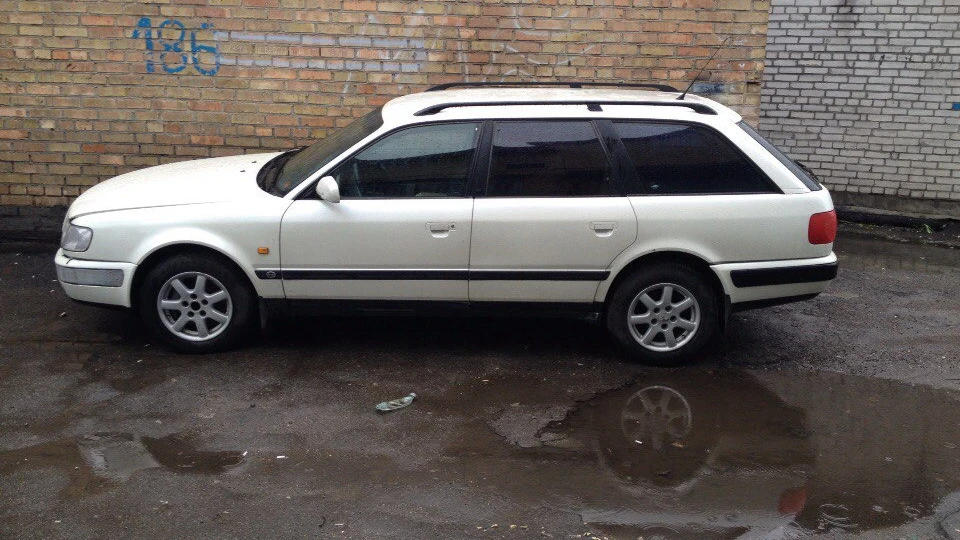 Audi S4 Turbo (Avant) 3