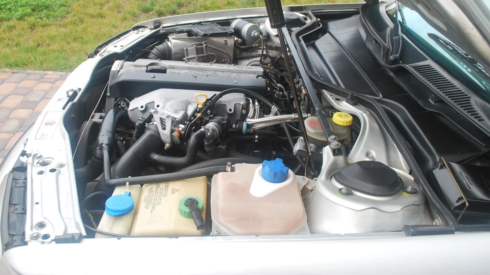 Audi S4 turbo "Avant 2