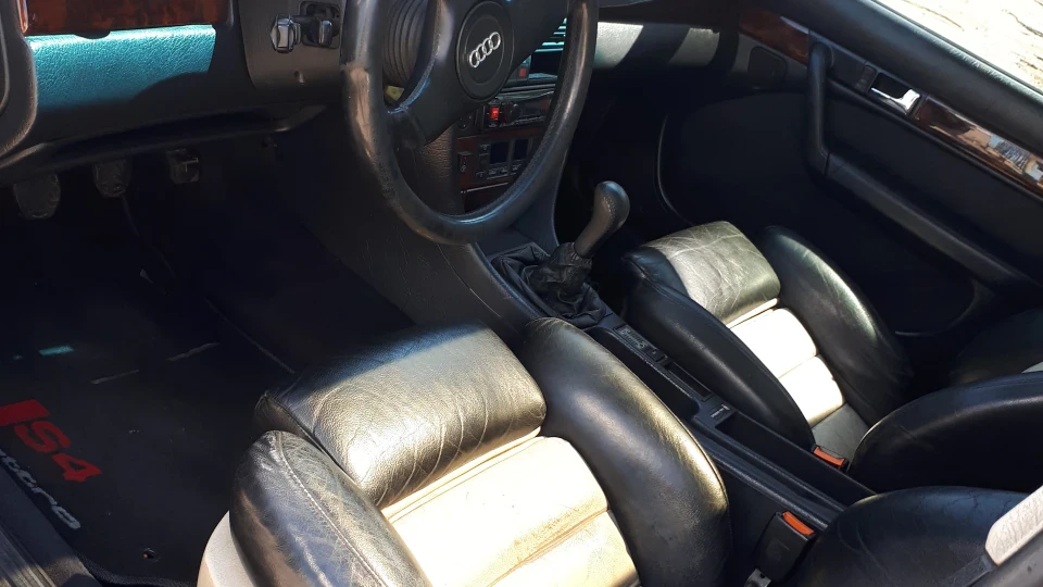 Audi S4 TURBO QUATTRO) 5