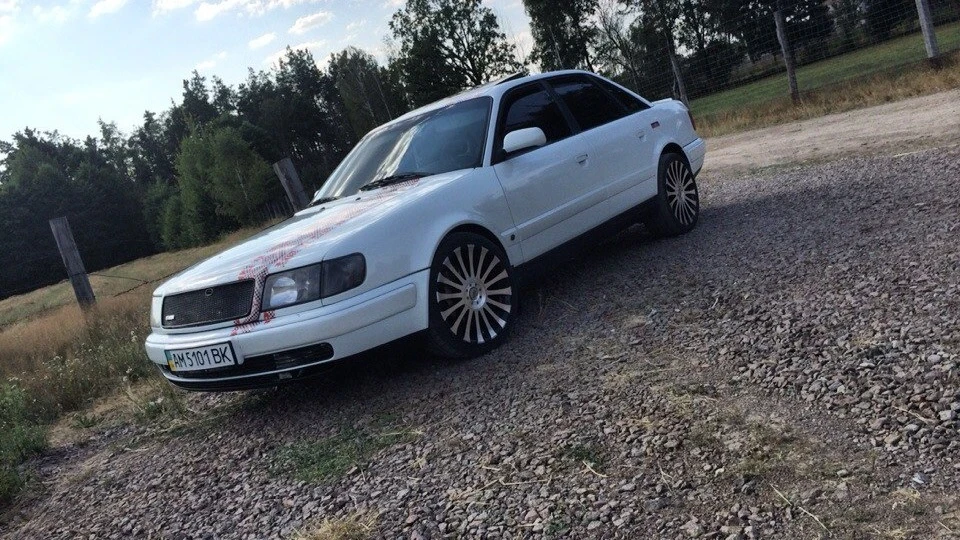 Audi S4 turbo quattro 2