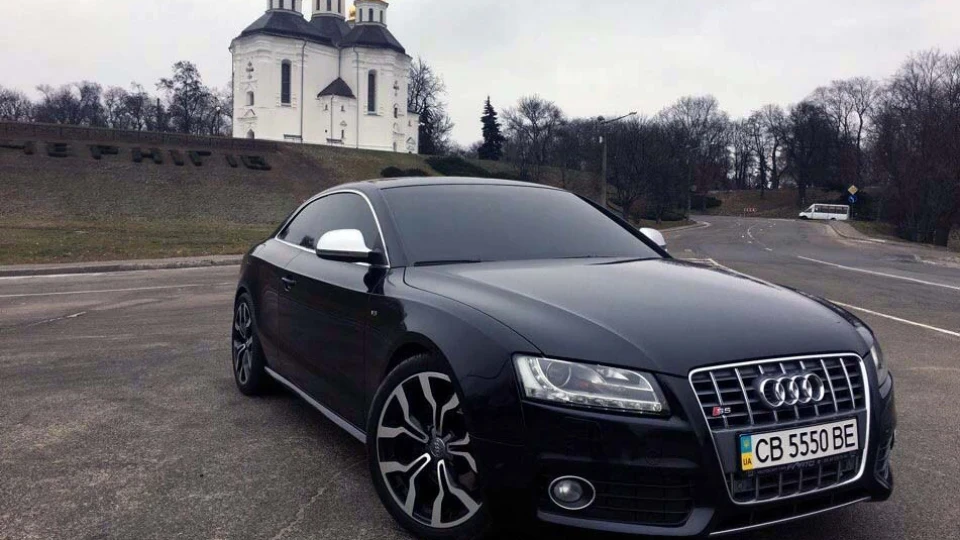 Audi S5 V8 МКПП 3