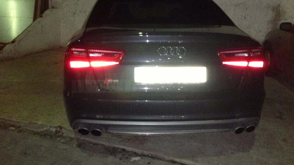 Audi S6 2