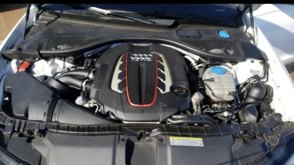 Audi S6 3