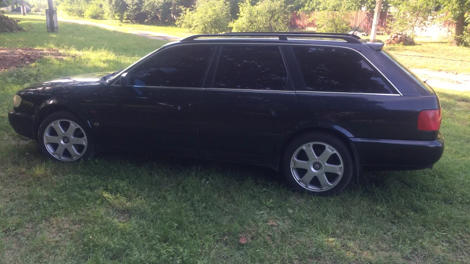 Audi S6 4.2 6мкпп 2