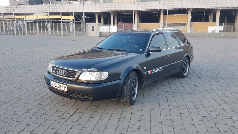 Audi S6 4.2 v8