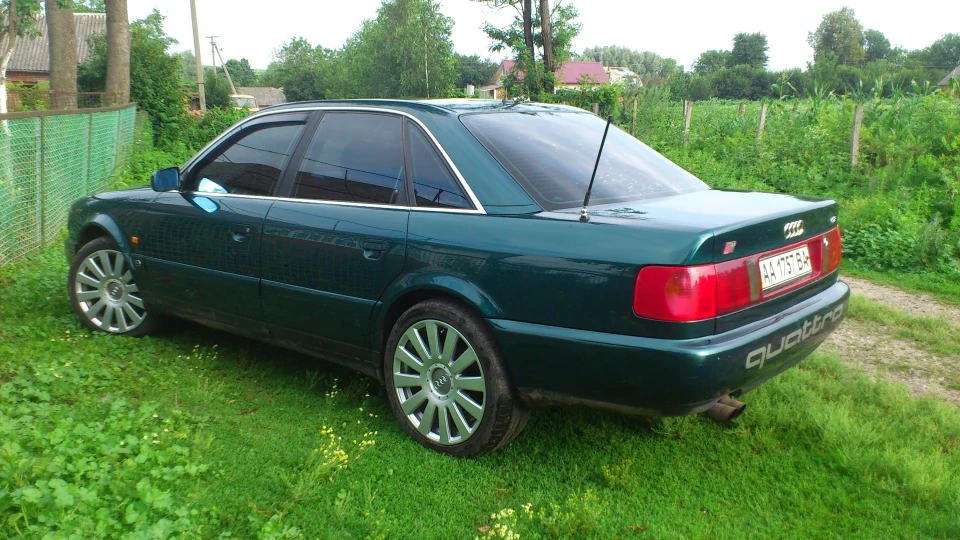 Audi S6 QUATTRO V8 AEC 2