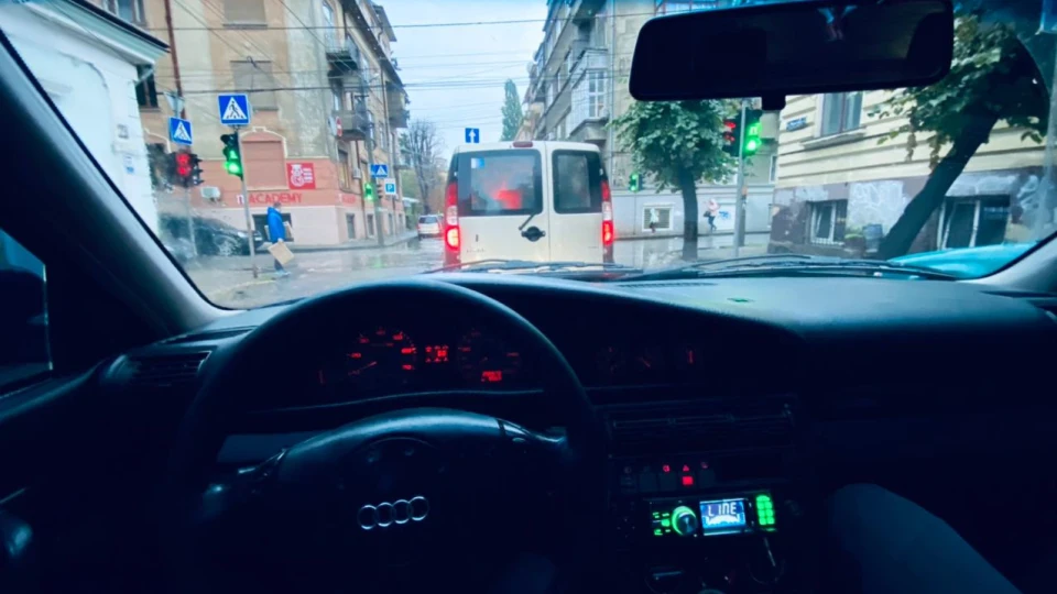 Audi S6 S6 свап двигуна R5 AEL2.5 2