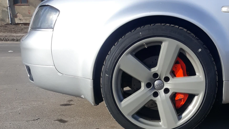 Audi S6 V 8 у крові +6 мт. 4