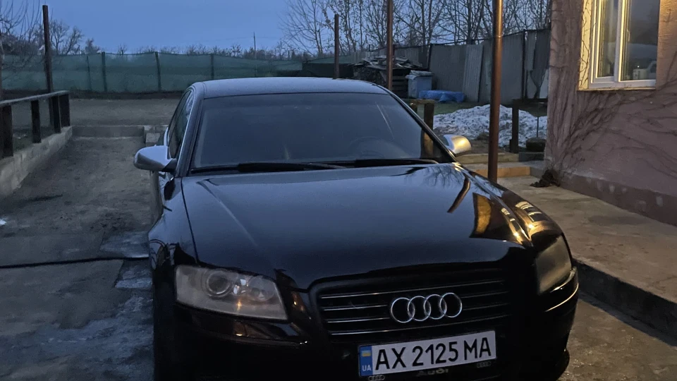 Audi S8 Есочка з v10 під капотом 2