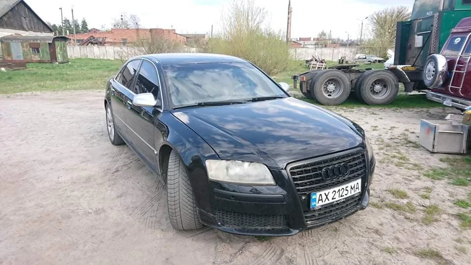 Audi S8 Есочка з v10 під капотом 4