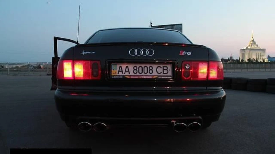 Audi S8 HOFELE 2
