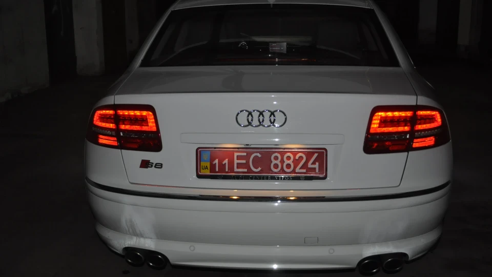 Audi S8 Літак 4