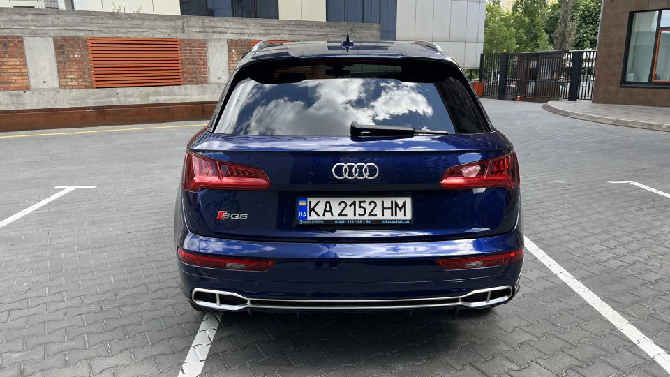 Audi SQ5 2