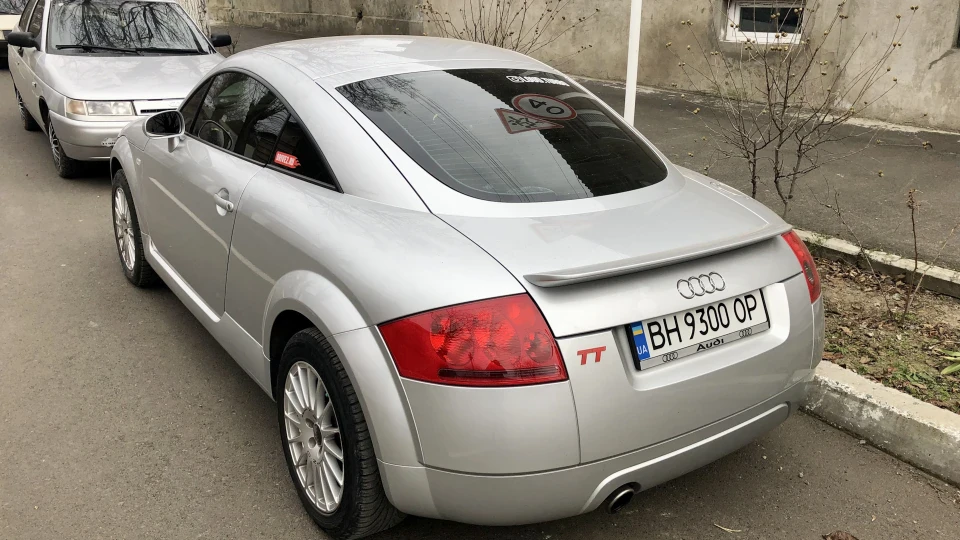 Audi TT 2