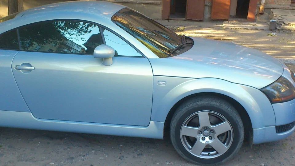 Audi TT 2