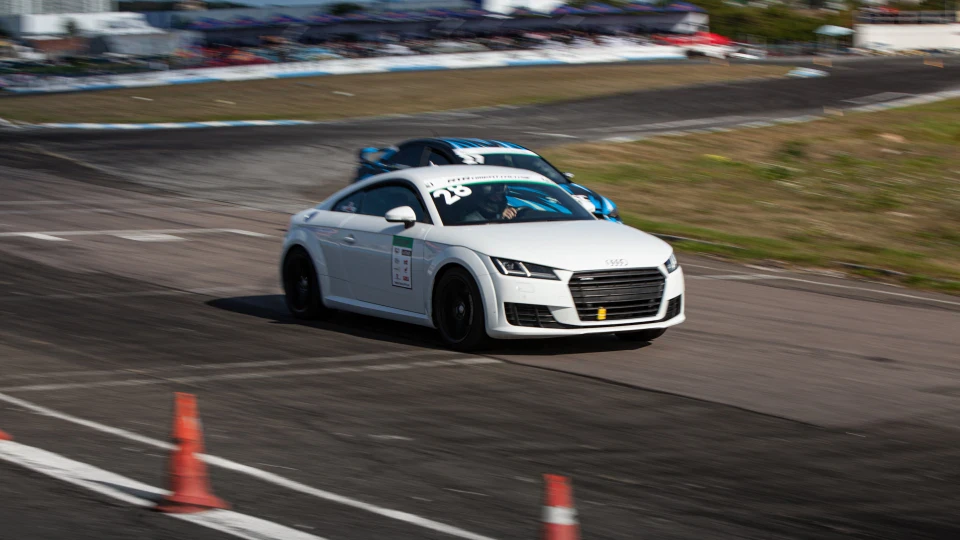 Audi TT 3