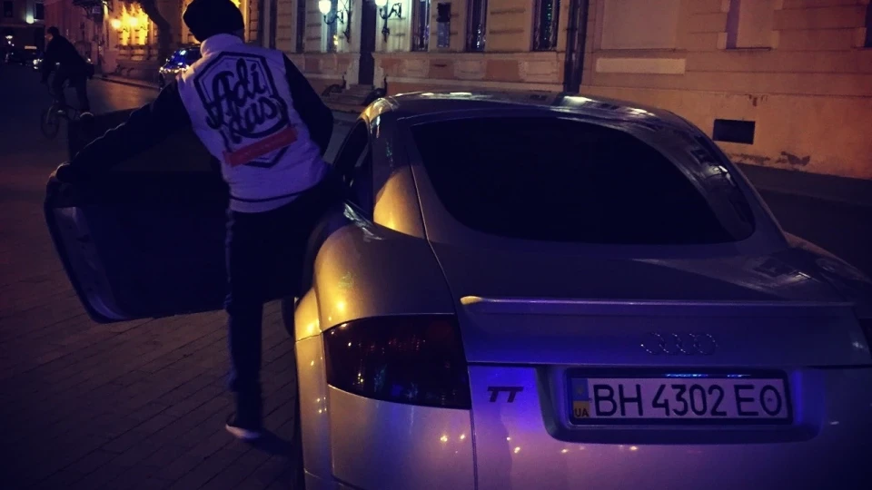 Audi TT 4