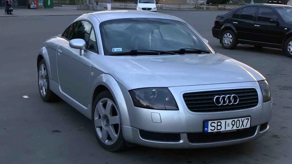 Audi TT 1.8T 180HP