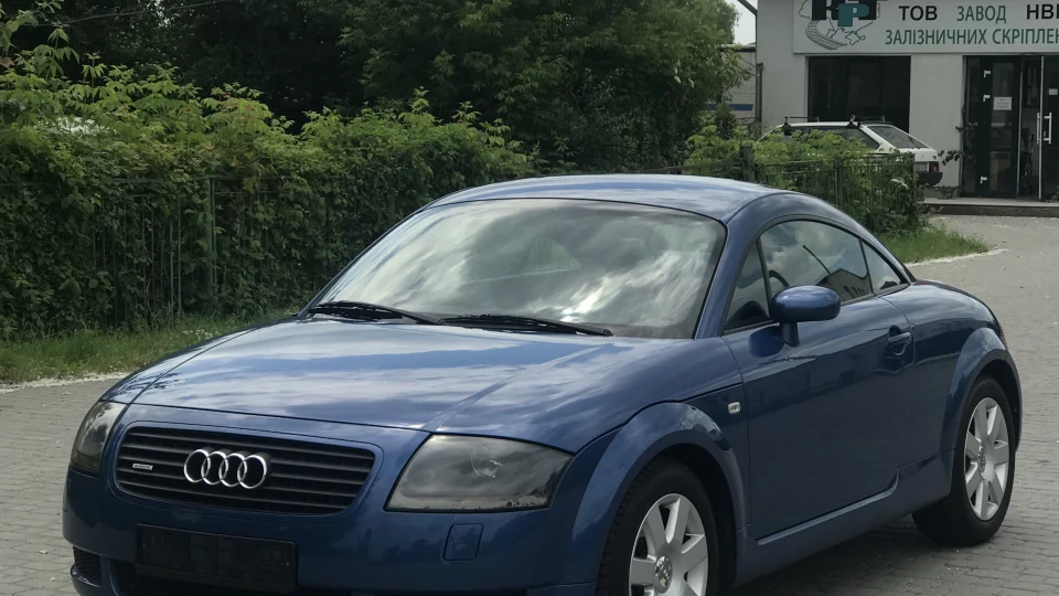 Audi TT Blå dröm 3