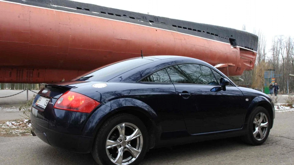 Audi TT Quattro 2