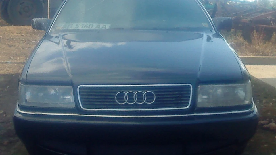 Audi V8